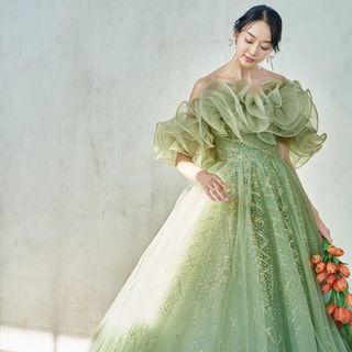 星ヶ丘迎賓館 アートグレイスクラブのドレス・衣装の写真（9枚目）