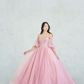 星ヶ丘迎賓館 アートグレイスクラブのドレス・衣装の写真（7枚目）