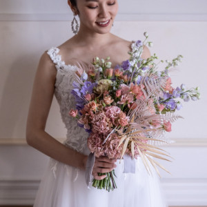 披露宴会場で撮影する花嫁ソロカットもお勧め|ピアザ ララ ルーチェの写真(21182769)