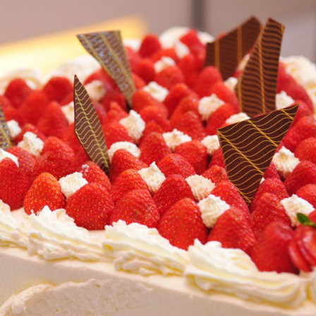 お二人だけの特別な世界に一つだけのウエディングケーキ♪
どんなケーキにしたらいいかわからない・・・こだわりたいけどデザインが思い浮かばない・・料理長がご提案します！！|アールベルアンジェ室蘭の写真(576317)