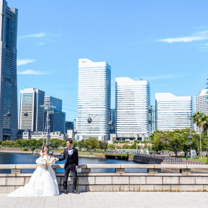 みなとみらいの景色を楽しみながら 祝福と笑顔のウェディングを。|カサ・デ・アンジェラの写真(37674641)