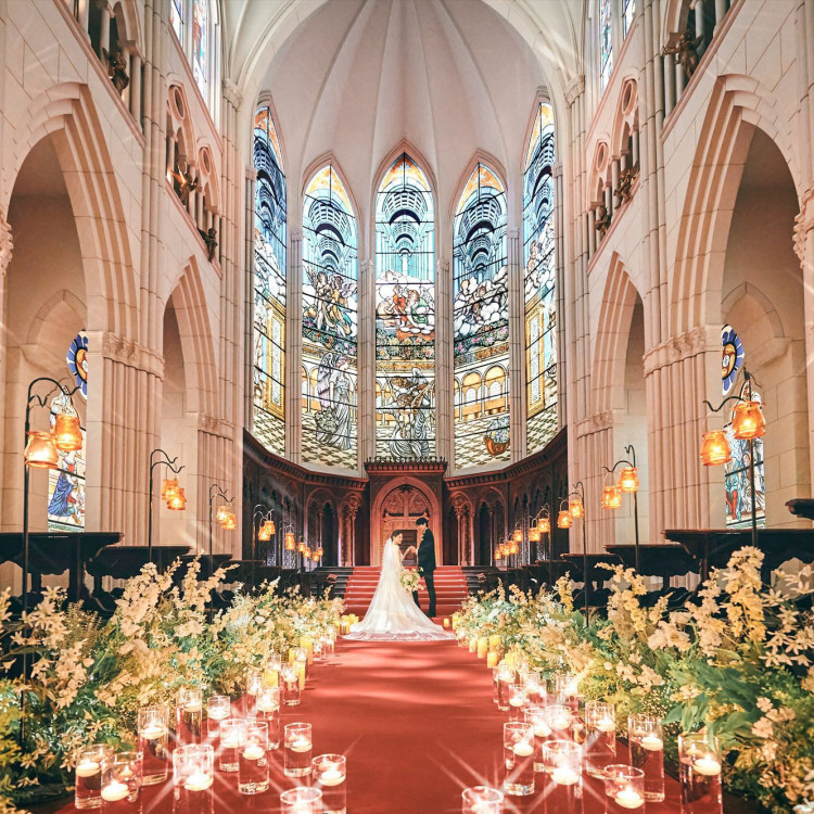 チャペルが圧巻」｜ステンドグラスが美しく、天井が高い！ここでしか