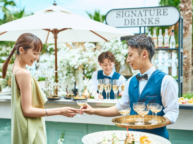 海のそよ風を感じる 開放的なひとときを