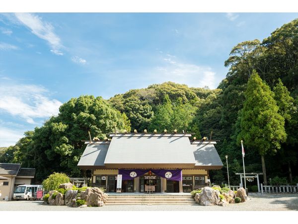 THE VILLA HAMANAKO（ザヴィラハマナコ）