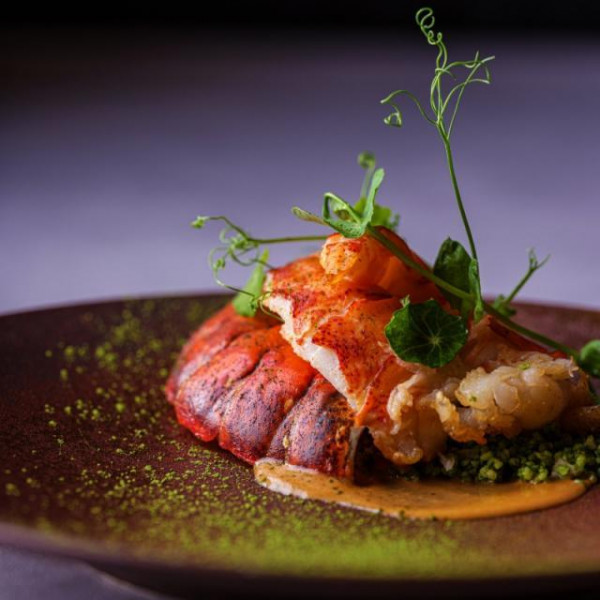 おふたりの思い出の料理、大好きだったお母様の味を再現するなど、大切な人たちと想いを紡ぐ特別な一皿