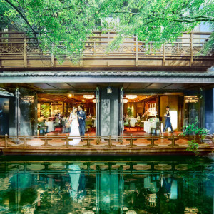 お庭を一望する披露宴会場|THE KAWABUN NAGOYA(ザ・カワブン・ナゴヤ)の写真(45990921)
