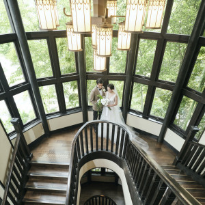 3Fまで吹き抜けの螺旋階段は大きな窓から降り注ぐ自然光が明るく人気のフォトスポット|THE KAWABUN NAGOYA（ザ・カワブン・ナゴヤ）の写真(25109624)