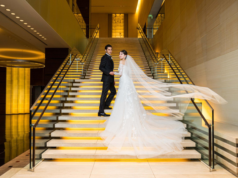 9社の提携ショップから最高のドレスを。