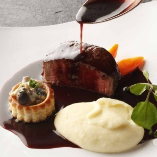 【絶品牛フィレ肉 無料試食プレゼント】フェア参加でシェフ厳選のお料理を堪能!
