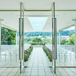 自然光がふりそそぐ光のバージンロード|AMANDAN HILLS ~アマンダンヒルズ~の写真(58163828)