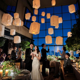 Amazon等2.5万ギフト×160万特典◇地上221m絶景*美食体験