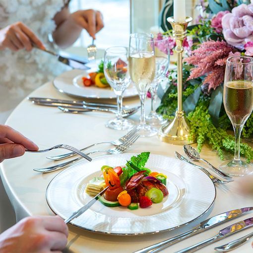 アールベルアンジェ仙台の結婚式の公式写真（1枚目）