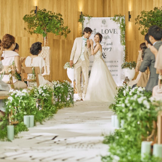 グランドオープン&Wedding Park限定!ドレス優待券10万円分もれなくプレゼント