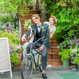 1日2組限定でオリジナルの結婚式を楽しんで
