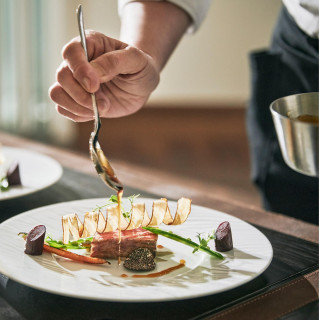 【4.3万円相当】国産牛のポワレとデザートの本格フレンチ試食プレゼント