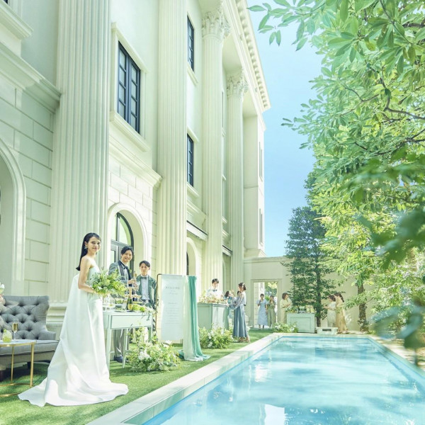 プール付きプライべートガーデン