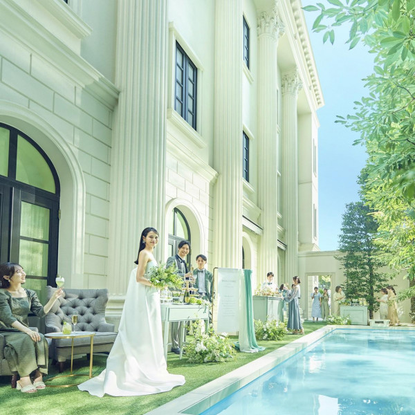 プール付きプライべートガーデン