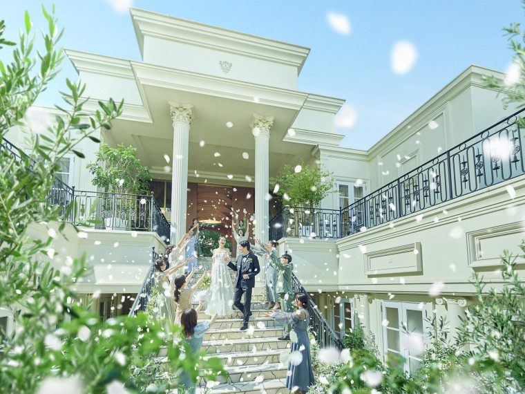 新横浜駅徒歩1分！ナチュラルな大邸宅