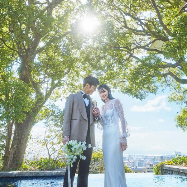 【憧れのドレス20万円分プレゼント】先輩花嫁もおすすめ！ハイクオリティな4ショップと提携