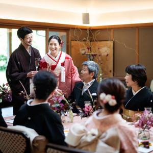 ゲストとの距離が近く、大切な人たちと穏やかに過ごせるアットホームな結婚式が叶う。|樫野倶楽部の写真(33081671)