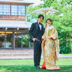 木のぬくもりを感じる会場と自然豊かな貸切ガーデン|樫野倶楽部の写真(54202013)
