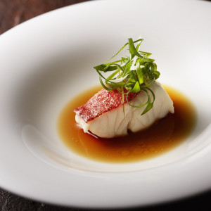 館内3つのレストランがミシュランの星に輝き「美食の殿堂」と称される15種類のウェディングメニュー|マンダリン オリエンタル 東京の写真(9116297)