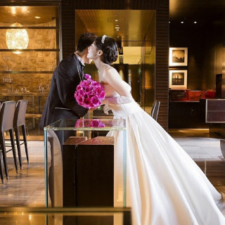 新婦ウエディングドレス&新郎タキシードを優待価格でご案内