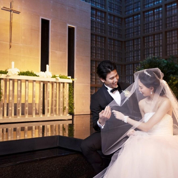 風格漂うラグジュアリーホテルでオートクチュールのウエディングを