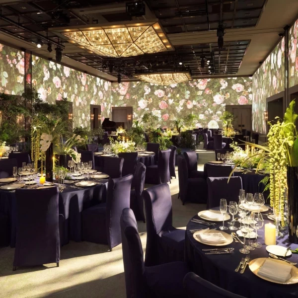 風格漂うラグジュアリーホテルでオートクチュールのウエディングを