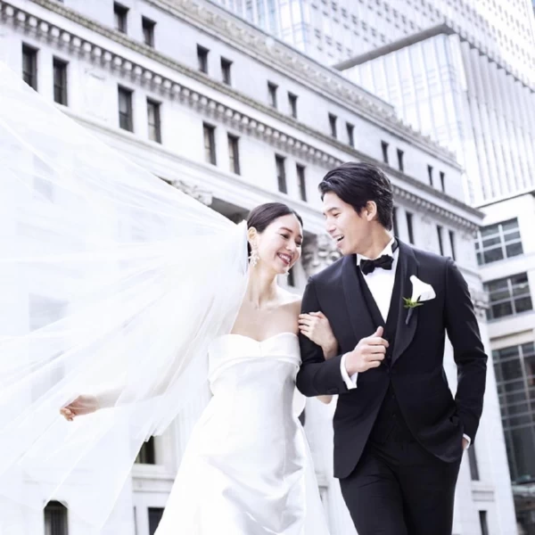 風格漂うラグジュアリーホテルでオートクチュールのウエディングを