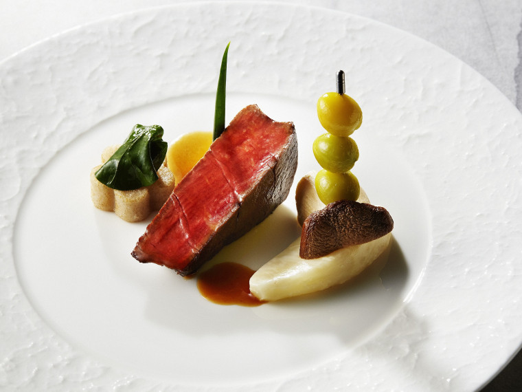 “美食の殿堂”だからこそ。季節毎に変わる全15種類のメニュー