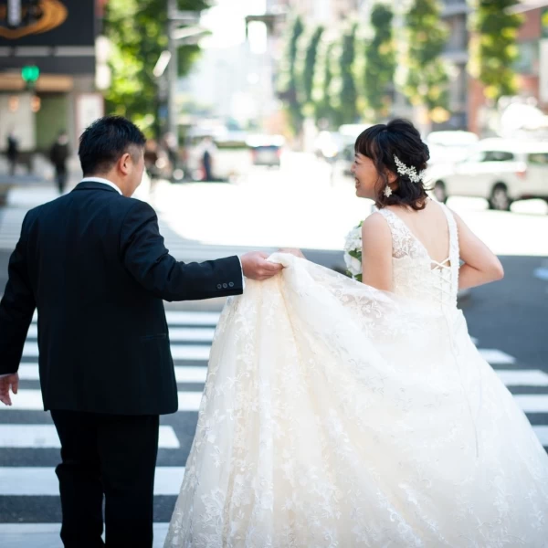 外の通りまで出て撮影も可能です