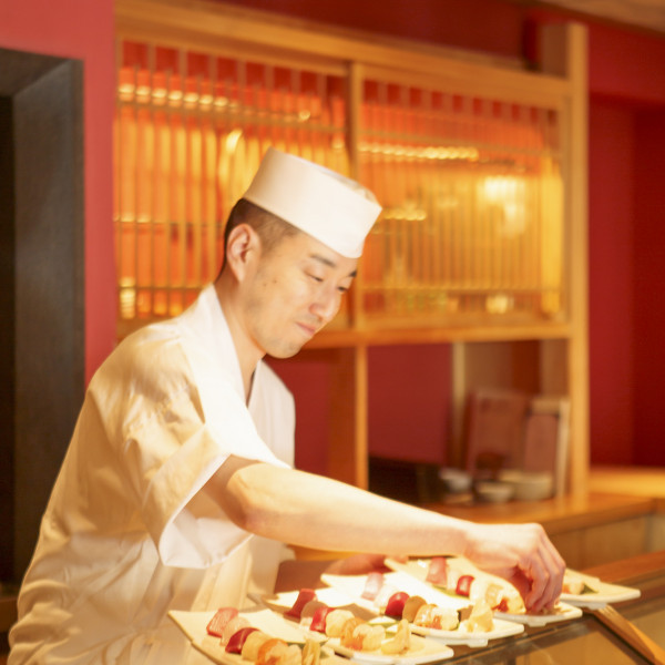 大絶賛の寿司ビュッフェでゲストの皆様をおもてなしして！