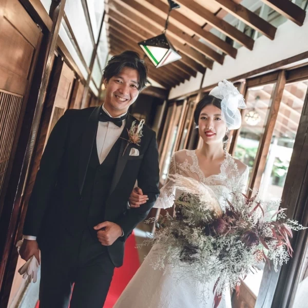 【特典1】
ドレス＆タキシードレンタル、最大21万円ご優待！