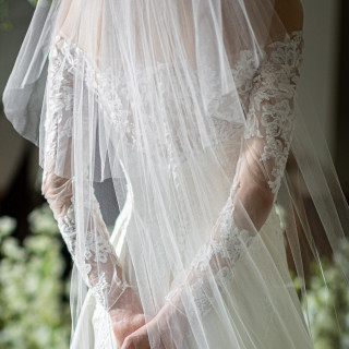 【すべての花嫁のために 花嫁が最高に輝くスタイリングを】充実のラインナップで憧れのドレスがきっと見つかるはず。ご希望に合わせてドレスコーディネーターがご案内いたします。