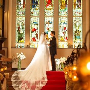 04 23 土 人気ブランドドレス集結 憧れのドレス試着フェアも開催中 Osaka St Bath Church 大阪セントバース教会 ウエディングパーク
