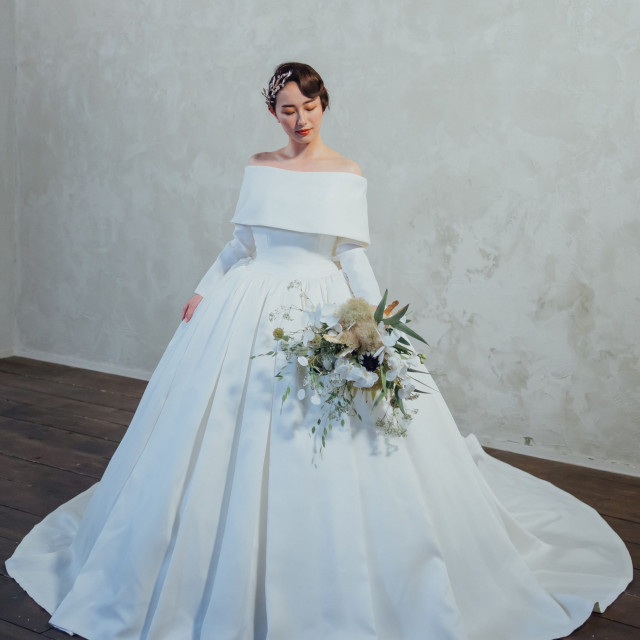 ウェディングドレス・衣装｜OSAKA St.BATH CHURCH(大阪セント