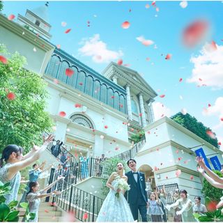 8月限定★《アマギフ2万×ドレス70万相当》駅直結&花嫁体験*4万試食