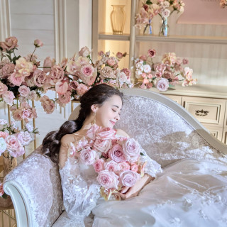 【関西エリアNo.1を誇る★ドレスサロン見学】憧れのドレスがラインナップ豊富で当館卒花満足度◎