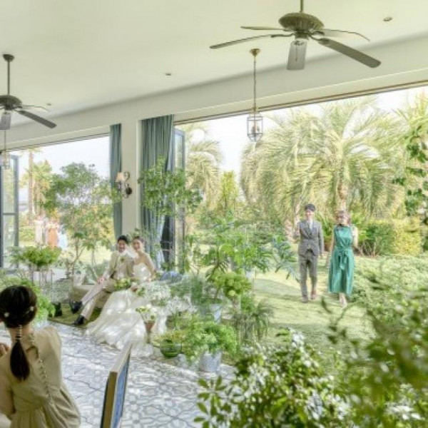 開放的な披露宴会場フォレストテラス