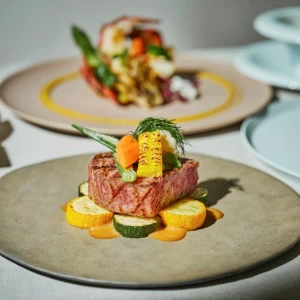 【最大150万円ご優待】当館卒花人気NO.1近江牛試食×貸切邸宅見学