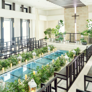 【水×光】選べる2つのチャペルで感動体験×結婚式まるごと相談