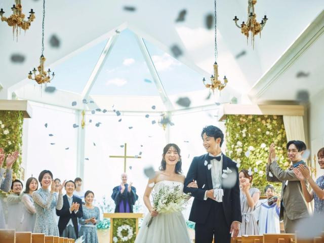 【ガーデン＆リゾート】広大な敷地内にたたずむ2種類の貸切邸宅を見学