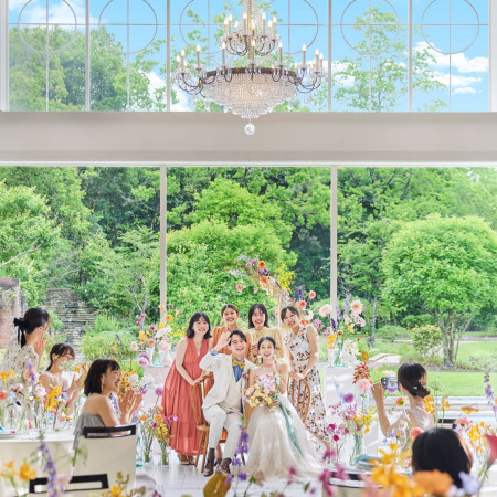 友人と共に記念撮影