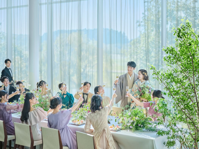 ハレの日を最高級の和服・和コーデ・和食で過ごすモダン和婚