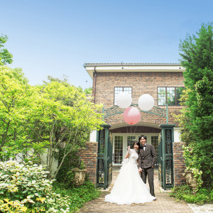 エントランスから先は完全貸切。アットホームで自由な結婚式ができるのが邸宅ウェディングの魅力！|GARDEN WEDDING アルカディア小倉の写真(39461540)