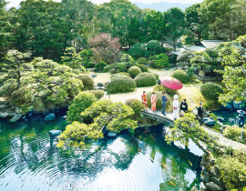 四季が彩る和庭園で美しい結婚式|ART HOTEL NEW  TAGAWA(アートホテルニュータガワ)の写真(26765415)