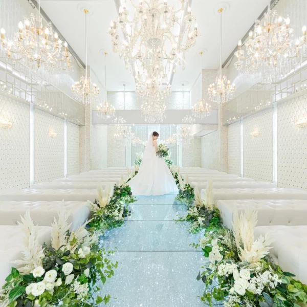 ≪歴史あるホテルでフルサポート≫大切な家族と過ごす結婚式を