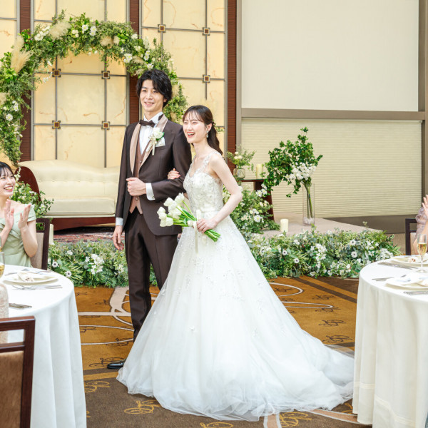 【午前中のフェア参加で】ご来館時→大人気！ウェディングケーキ試食プレゼント
