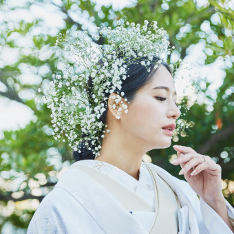 白無垢×洋風のヘアスタイルで今風のお洒落な仕上がりに。